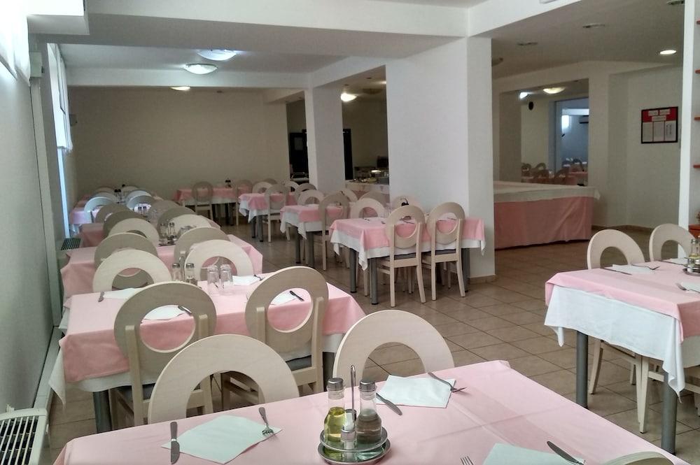 Hotel Porto Zadar Luaran gambar