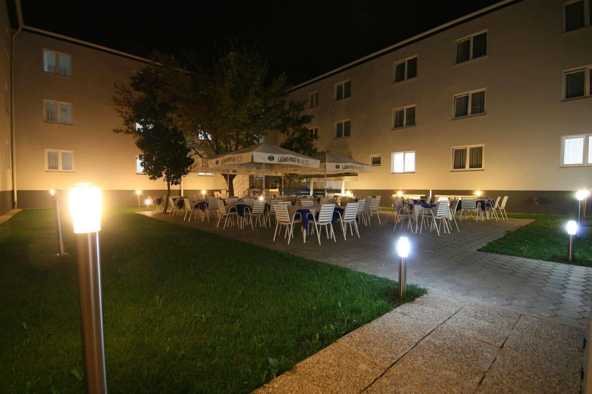 Hotel Porto Zadar Luaran gambar